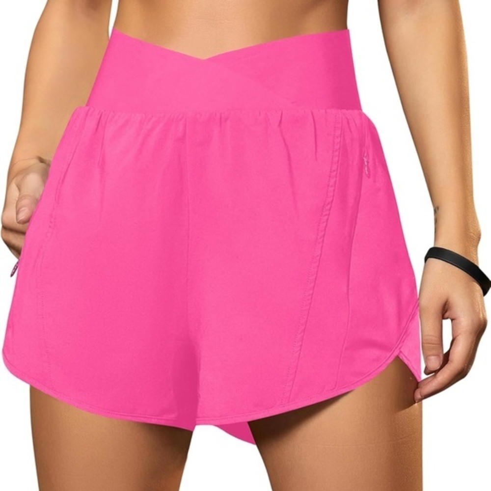 Blooming jelly Women's Pink Athletic Shorts